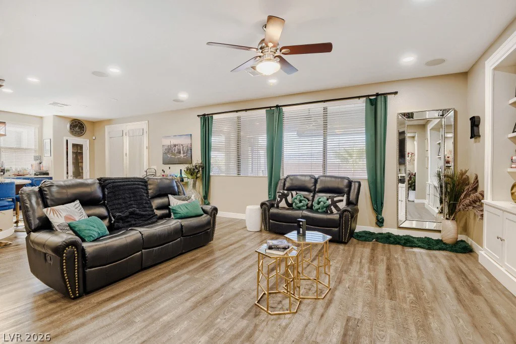 4336 Desert Haven, North Las Vegas, NV 89085