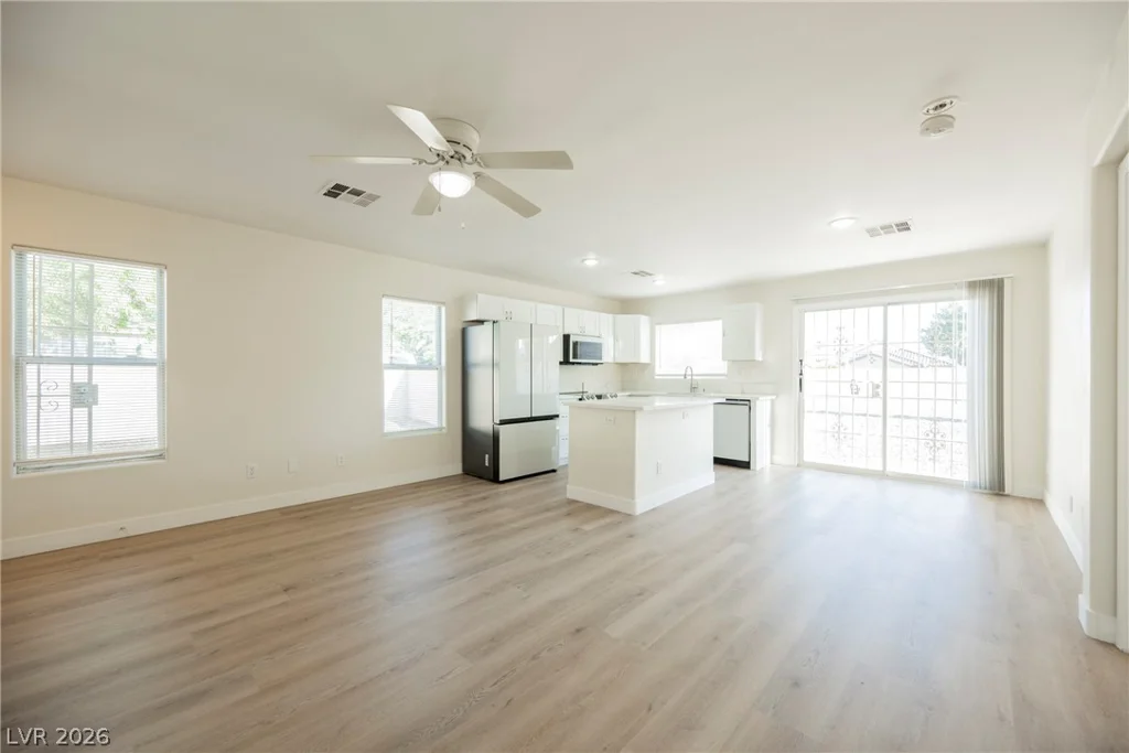 4736 Woodland, Las Vegas, NV 89121