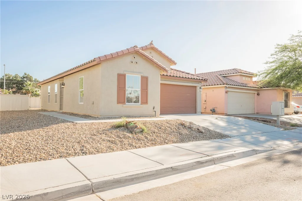 4736 Woodland, Las Vegas, NV 89121