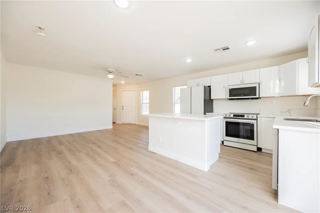 4736 Woodland, Las Vegas, NV 89121