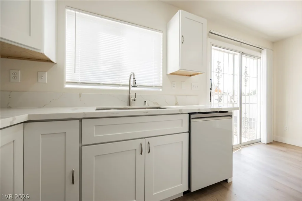 4736 Woodland, Las Vegas, NV 89121