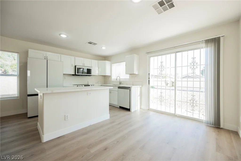 4736 Woodland, Las Vegas, NV 89121