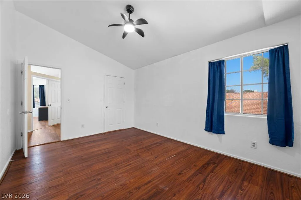 7408 Summer Crest, Las Vegas, NV 89129