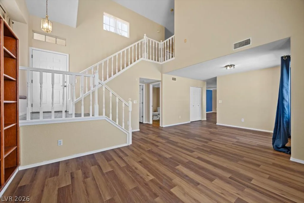 7408 Summer Crest, Las Vegas, NV 89129