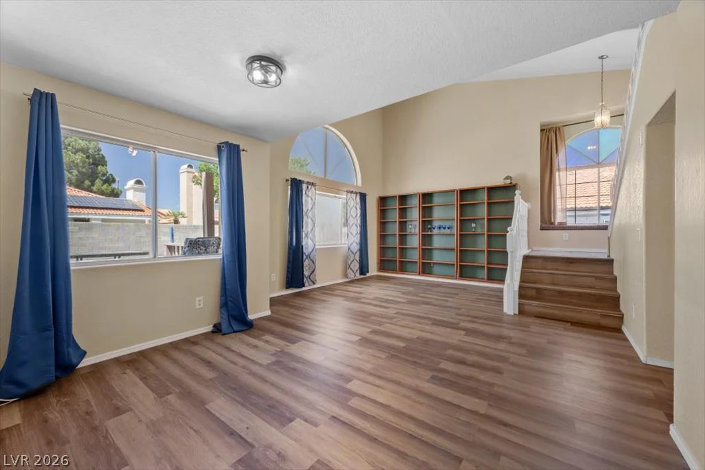 7408 Summer Crest, Las Vegas, NV 89129
