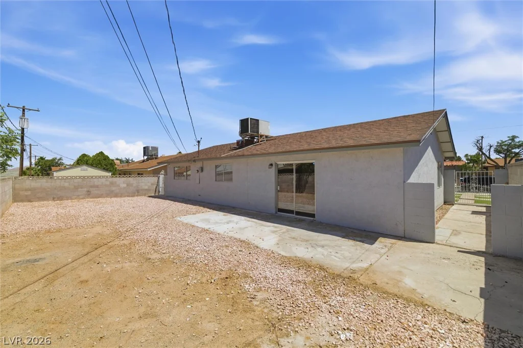 5912 Velma, Las Vegas, NV 89108