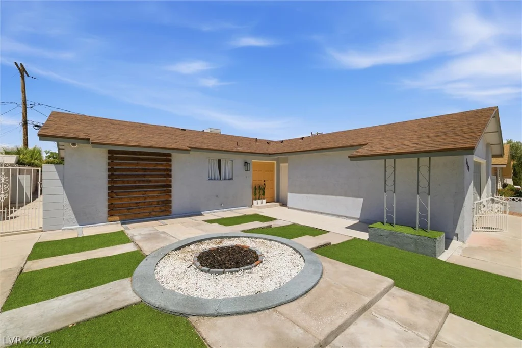 5912 Velma, Las Vegas, NV 89108