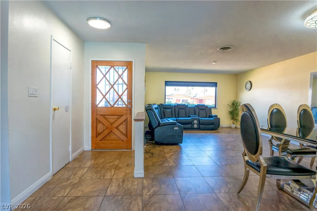 4701 Rip Van Winkle, Las Vegas, NV 89102