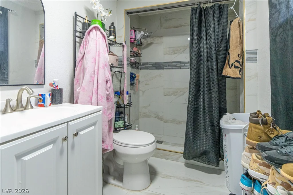 4701 Rip Van Winkle, Las Vegas, NV 89102