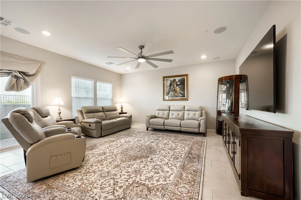 409 Winter Dove, Henderson, NV 89011