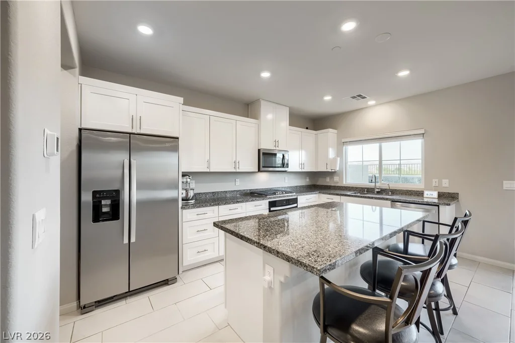 409 Winter Dove, Henderson, NV 89011