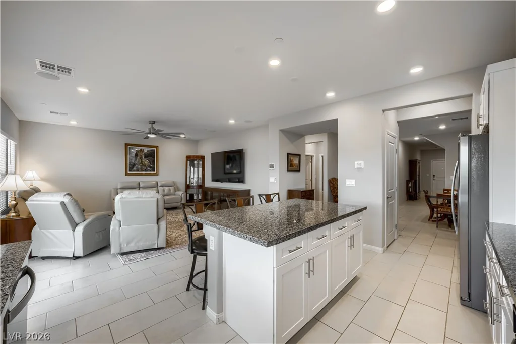 409 Winter Dove, Henderson, NV 89011