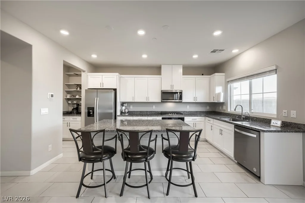 409 Winter Dove, Henderson, NV 89011