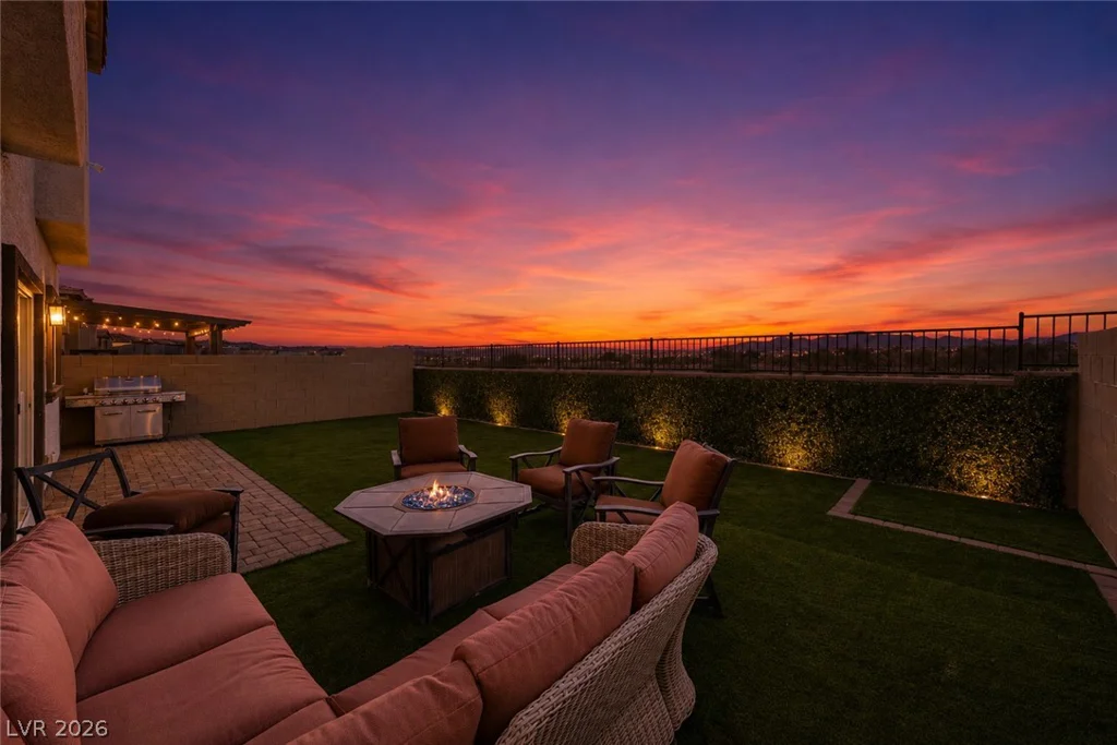 409 Winter Dove, Henderson, NV 89011