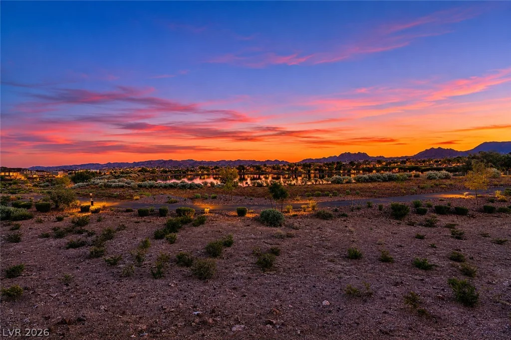 409 Winter Dove, Henderson, NV 89011
