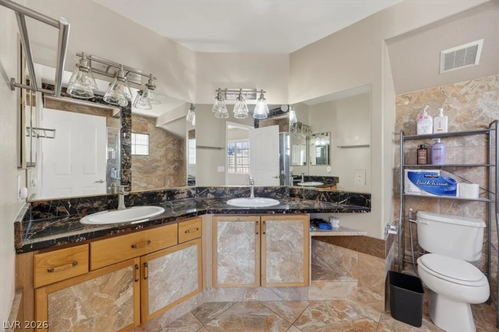 7924 McDowell, Las Vegas, NV 89129