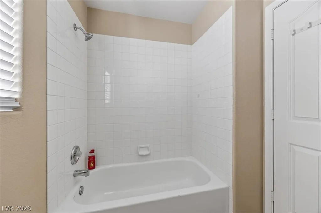 7924 McDowell, Las Vegas, NV 89129