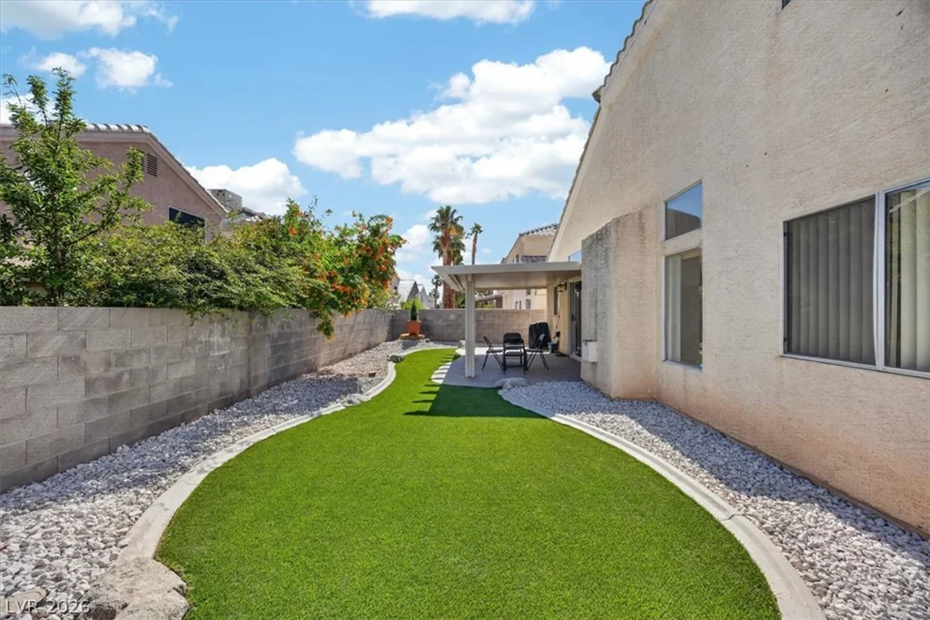 7924 McDowell, Las Vegas, NV 89129