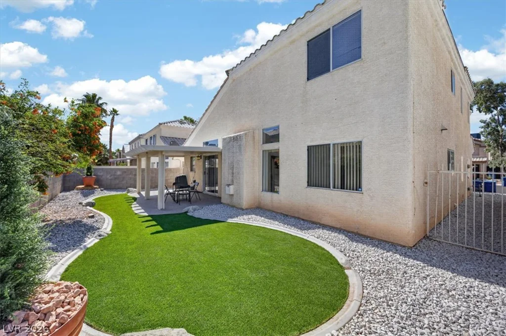 7924 McDowell, Las Vegas, NV 89129