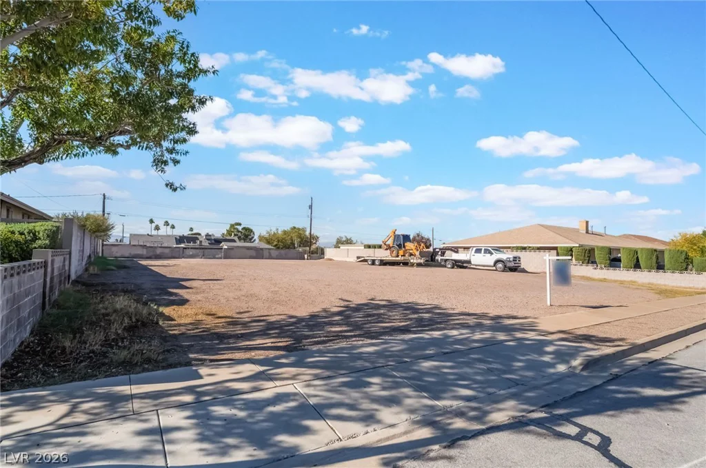 839 Fairview, Henderson, NV 89015