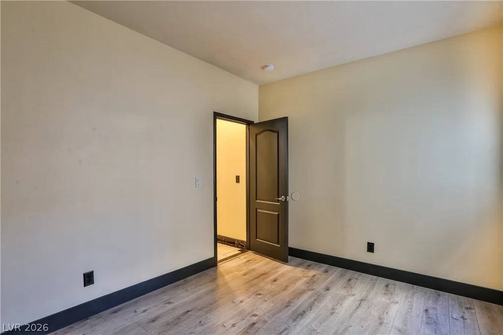 235 Calvino, Las Vegas, NV 89183