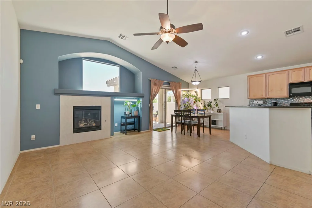 5904 Lady Carolina, North Las Vegas, NV 89081