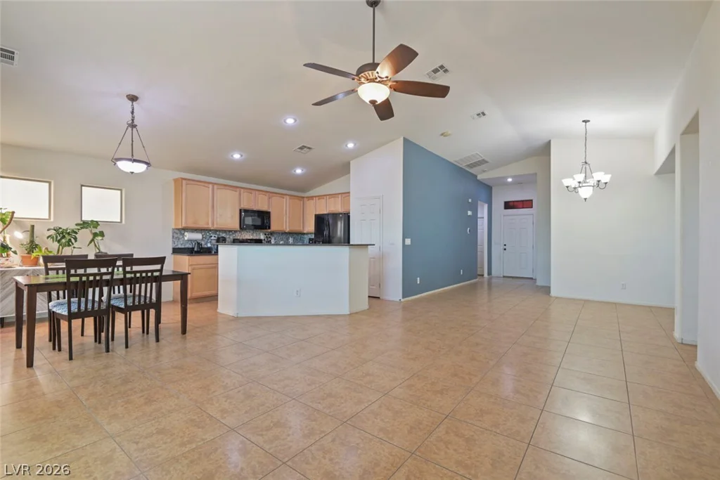 5904 Lady Carolina, North Las Vegas, NV 89081