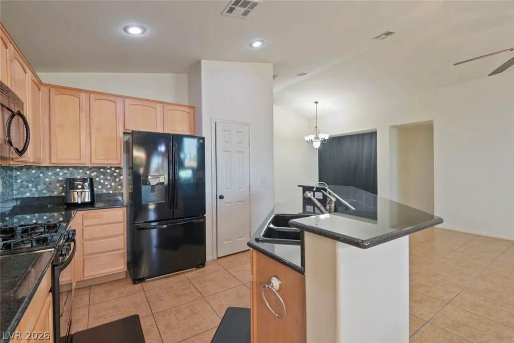 5904 Lady Carolina, North Las Vegas, NV 89081