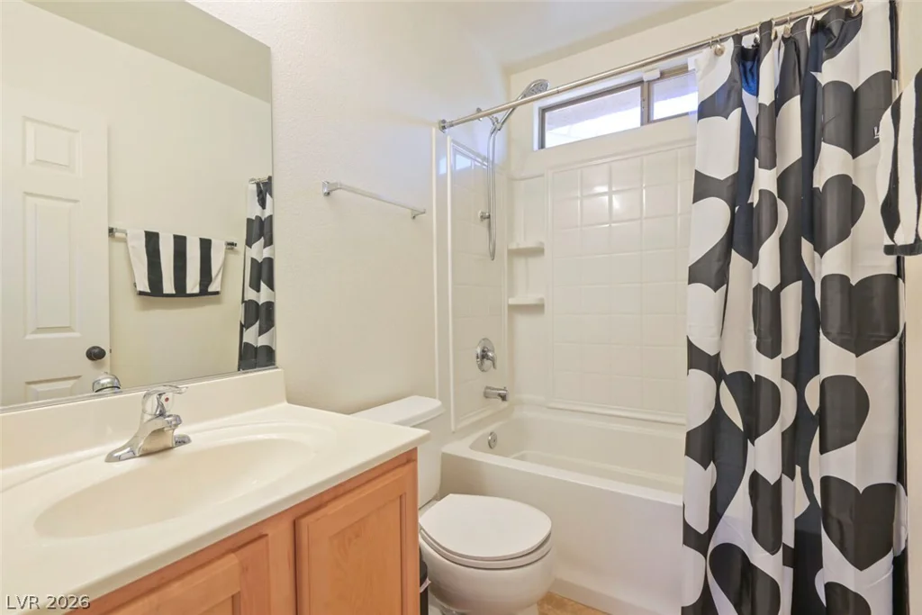 5904 Lady Carolina, North Las Vegas, NV 89081
