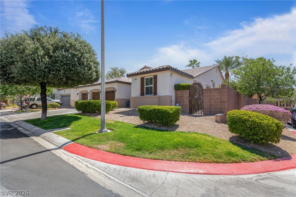 6538 Green Sparrow, North Las Vegas, NV 89084