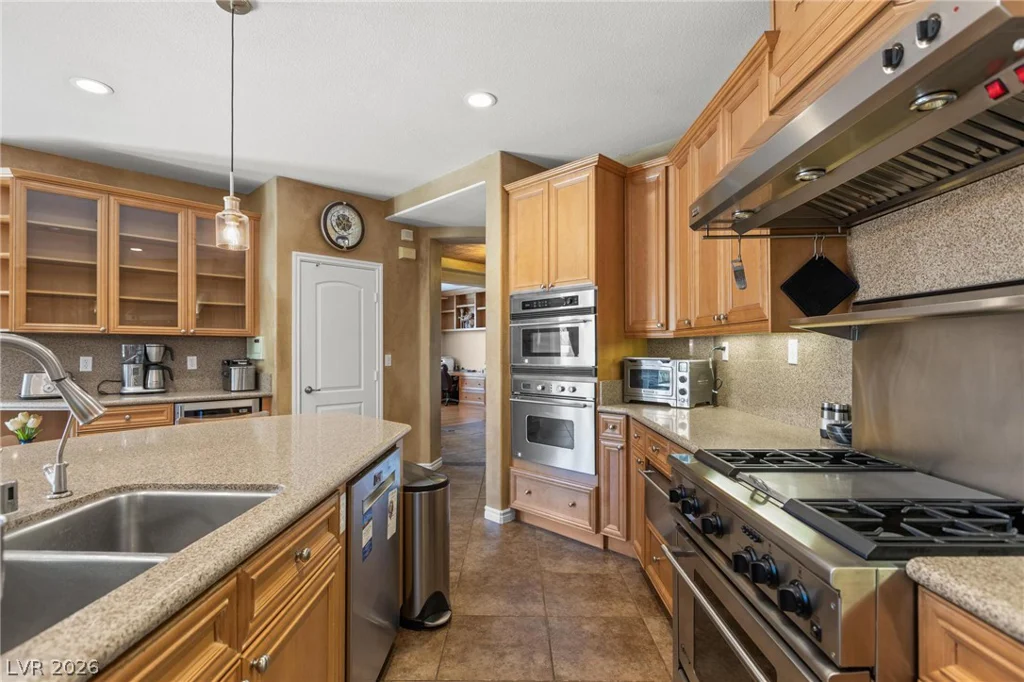 6538 Green Sparrow, North Las Vegas, NV 89084