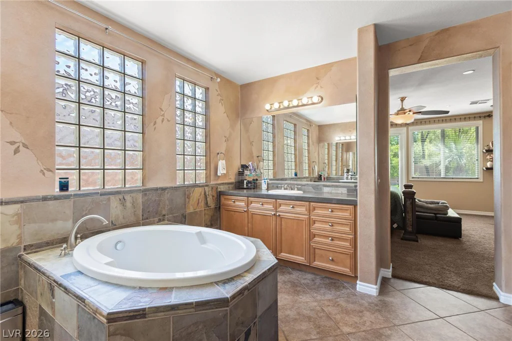 6538 Green Sparrow, North Las Vegas, NV 89084