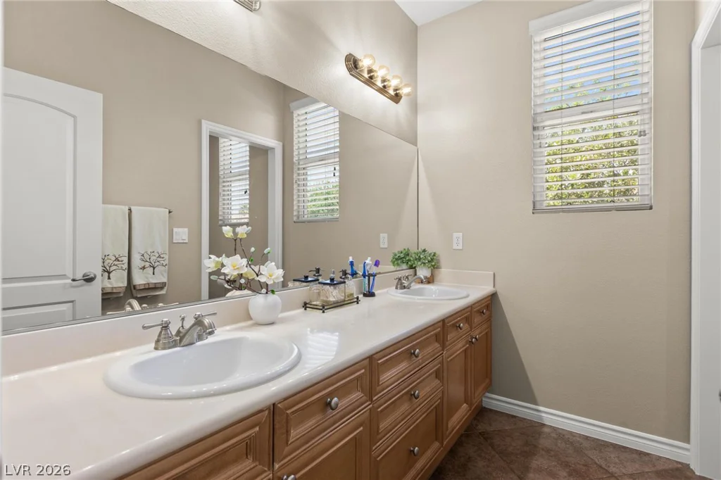 6538 Green Sparrow, North Las Vegas, NV 89084