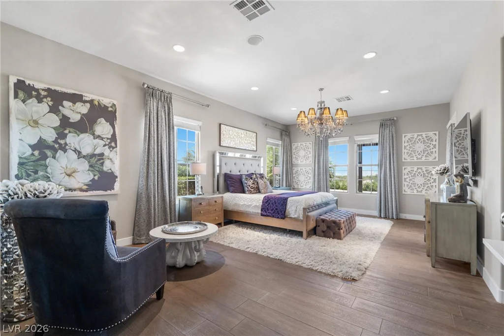 32 Olympia Chase, Las Vegas, NV 89141