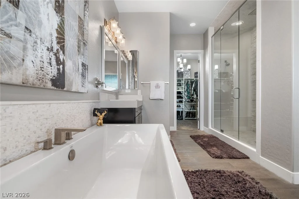 32 Olympia Chase, Las Vegas, NV 89141