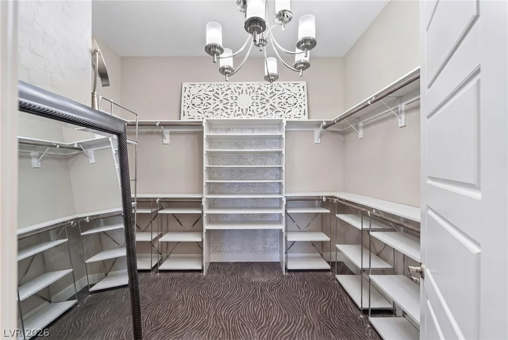 32 Olympia Chase, Las Vegas, NV 89141