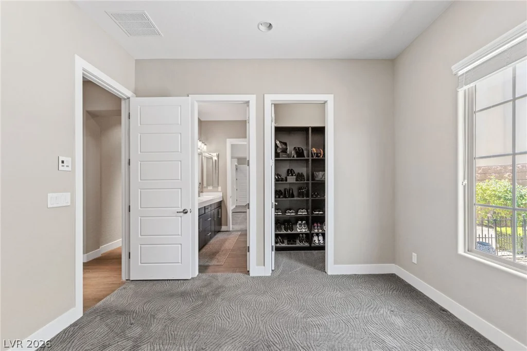 32 Olympia Chase, Las Vegas, NV 89141