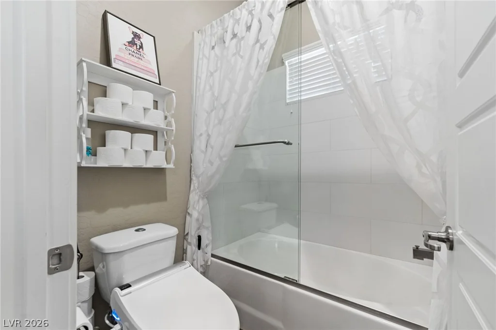 32 Olympia Chase, Las Vegas, NV 89141