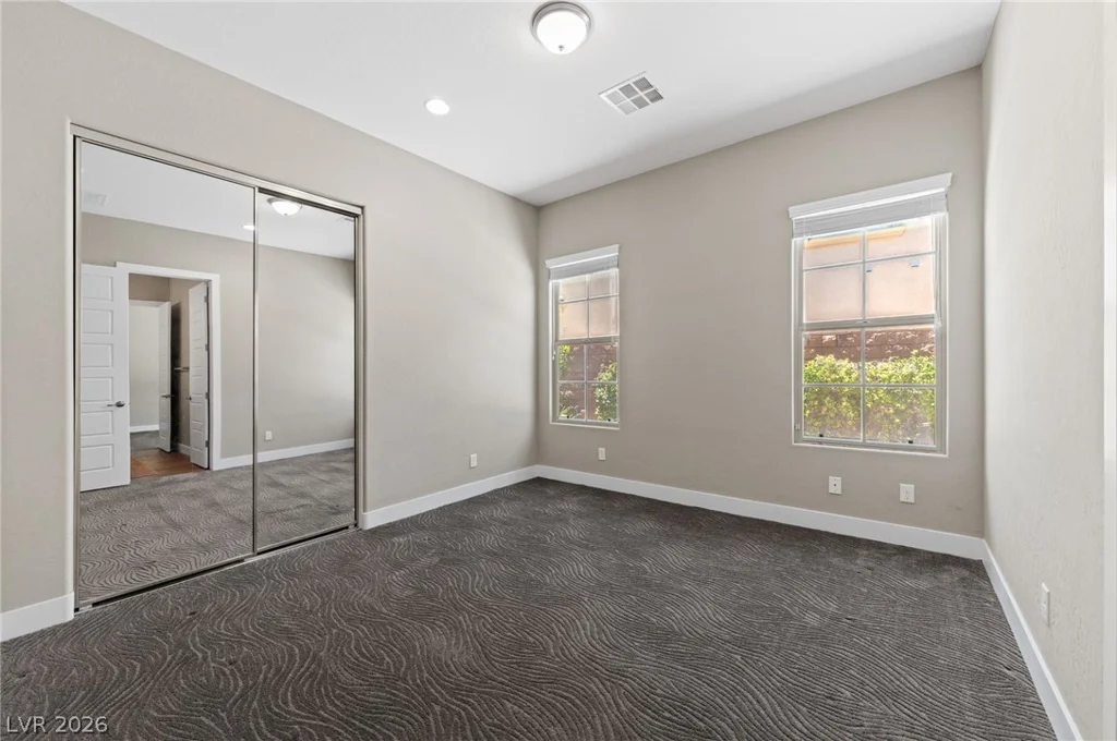32 Olympia Chase, Las Vegas, NV 89141