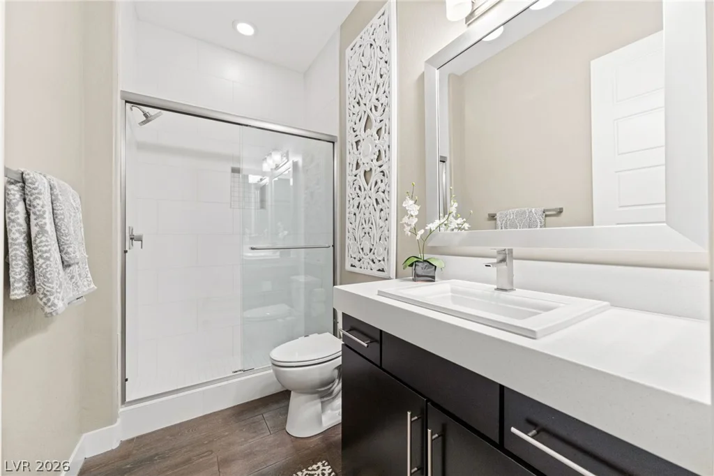32 Olympia Chase, Las Vegas, NV 89141