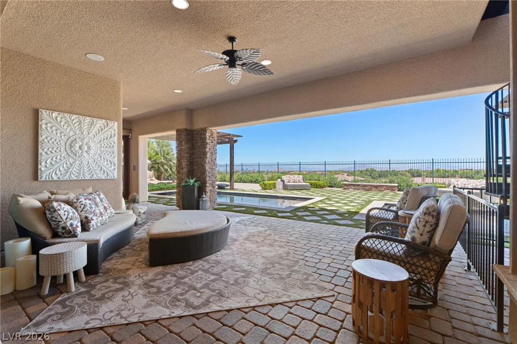 32 Olympia Chase, Las Vegas, NV 89141