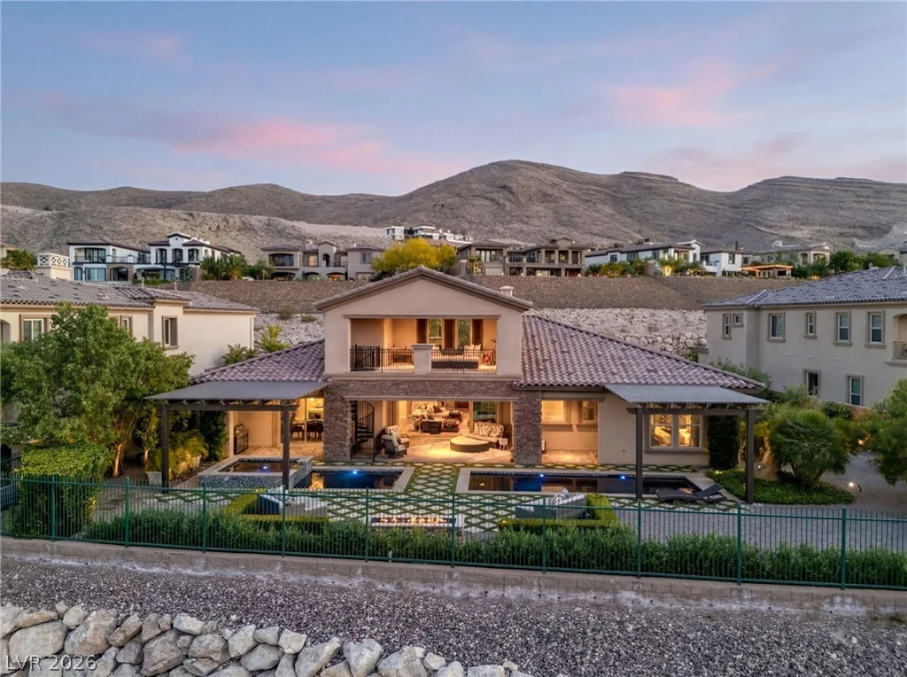 32 Olympia Chase, Las Vegas, NV 89141