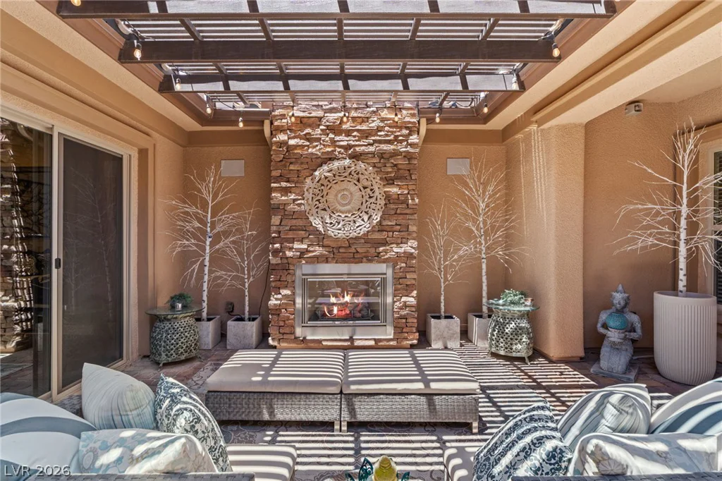 32 Olympia Chase, Las Vegas, NV 89141