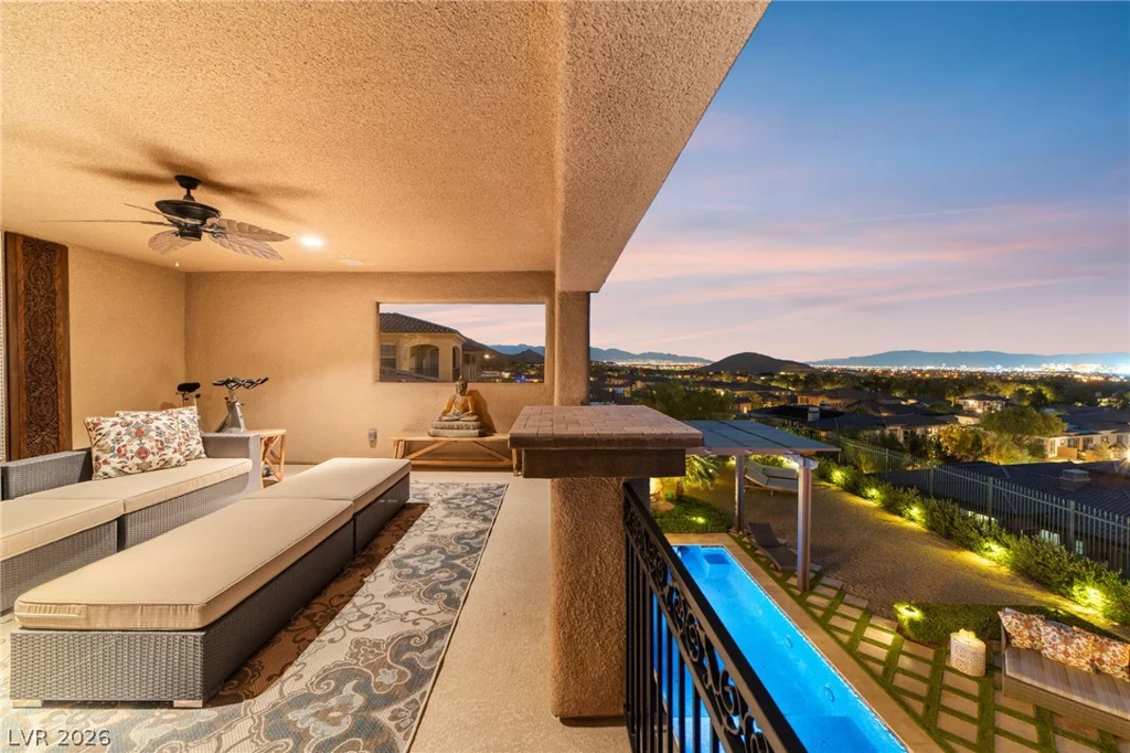 32 Olympia Chase, Las Vegas, NV 89141
