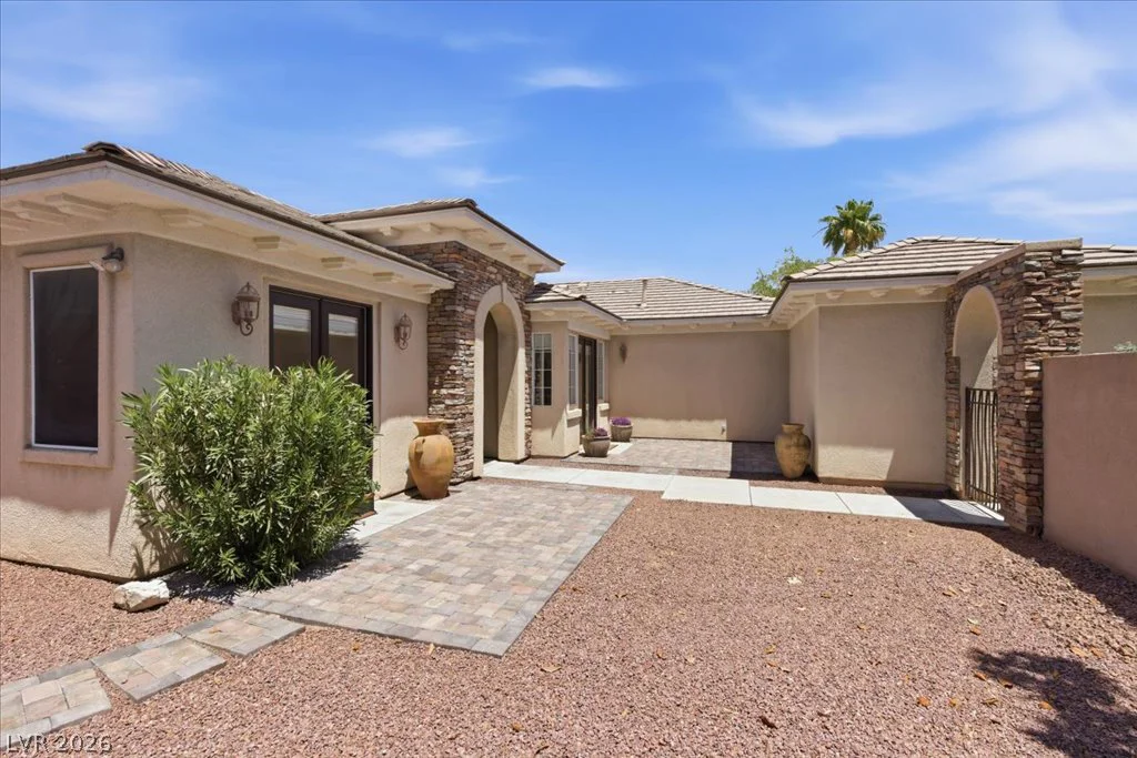 10860 Sterling Forest, Las Vegas, NV 89135