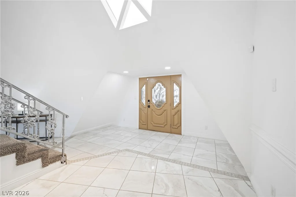 7215 Ullom, Las Vegas, NV 89118