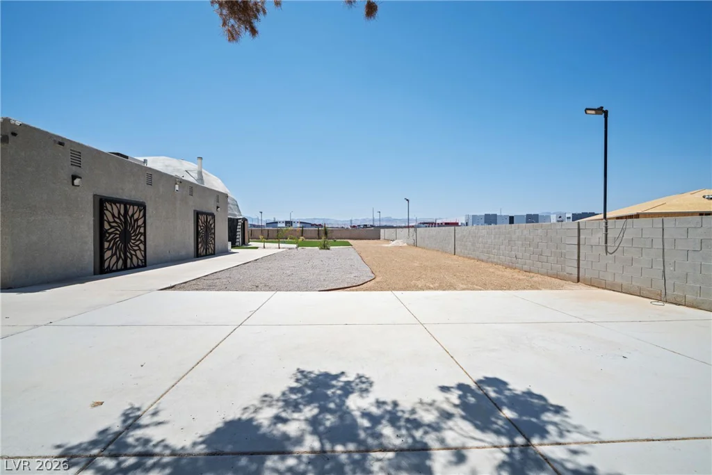 7215 Ullom, Las Vegas, NV 89118