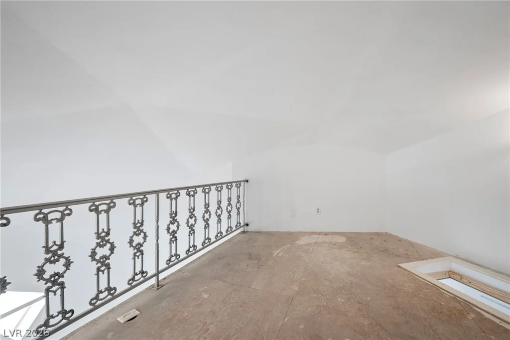 7215 Ullom, Las Vegas, NV 89118
