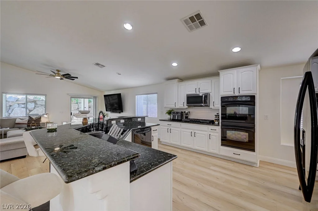 9717 High Alpine, Las Vegas, NV 89178