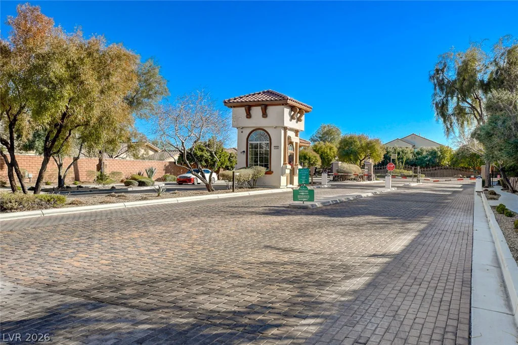 9717 High Alpine, Las Vegas, NV 89178